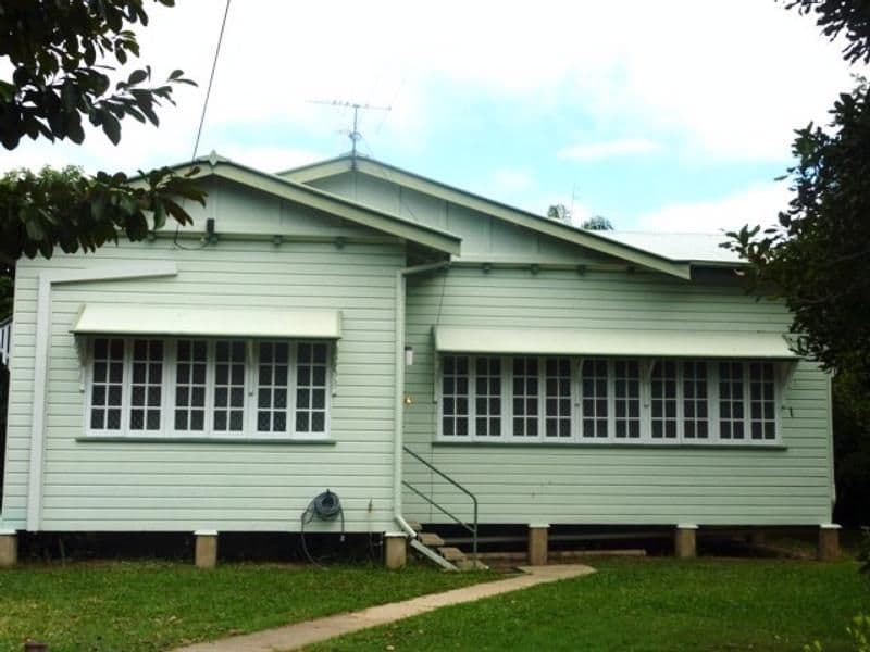 25 French Street, PIMLICO QLD 4812, Pimlico - Image 1