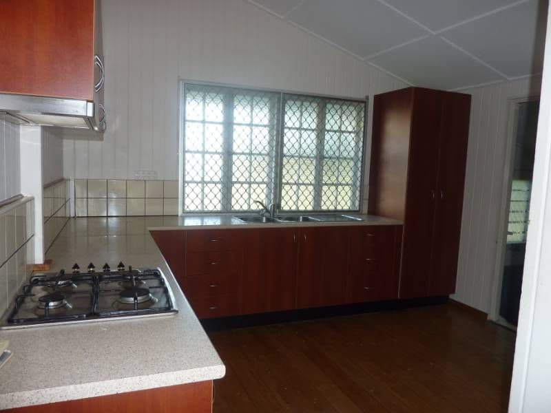 25 French Street, PIMLICO QLD 4812, Pimlico - Thumbnail 4