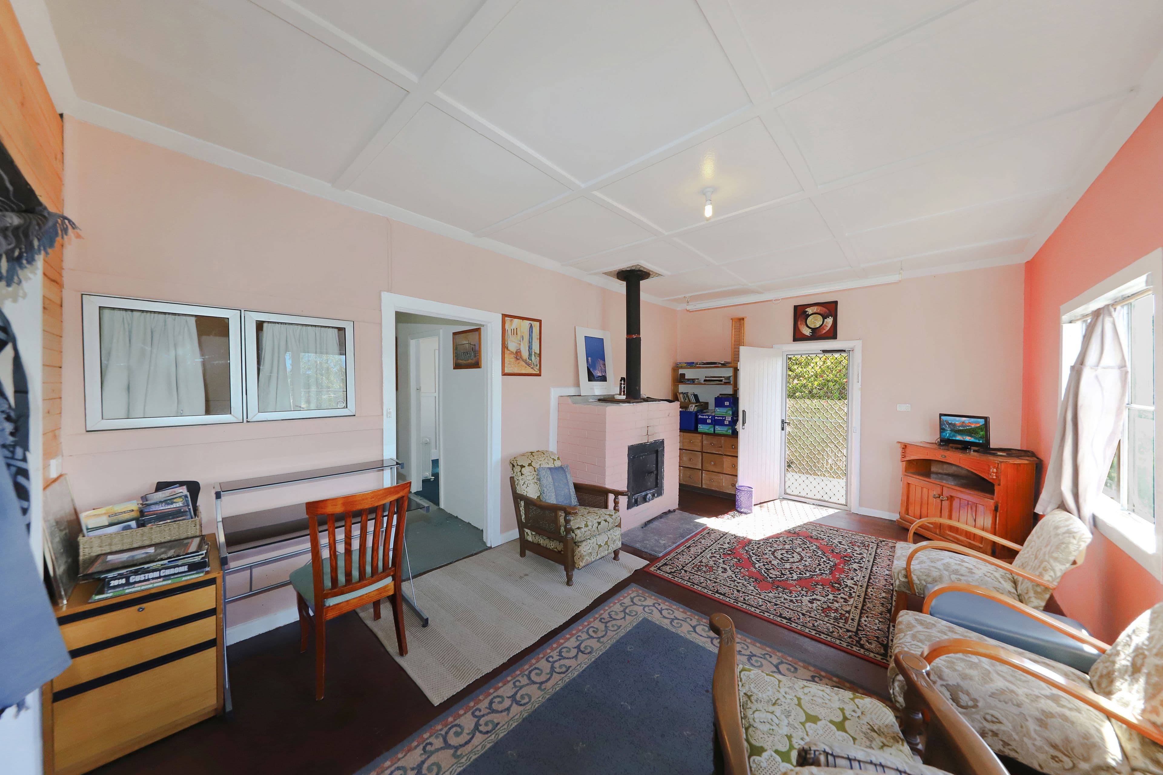 151 Lambie Street, Tumut NSW 2720, Tumut - Thumbnail 2