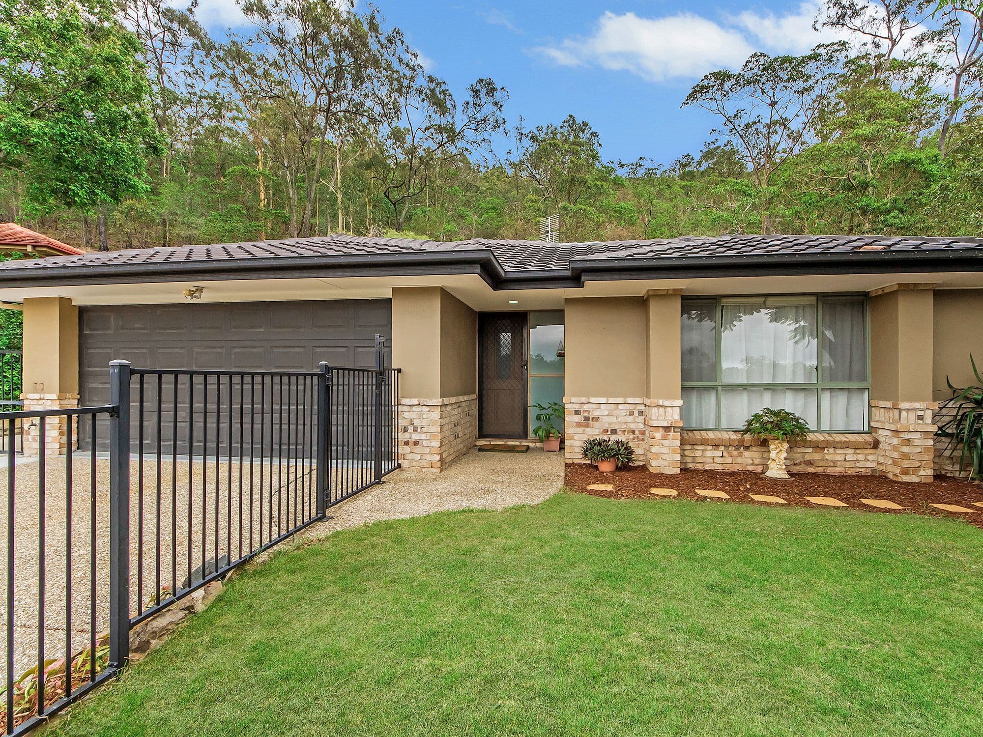 10 Mcnamara Court, Oxenford QLD 4210, Oxenford - Image 1