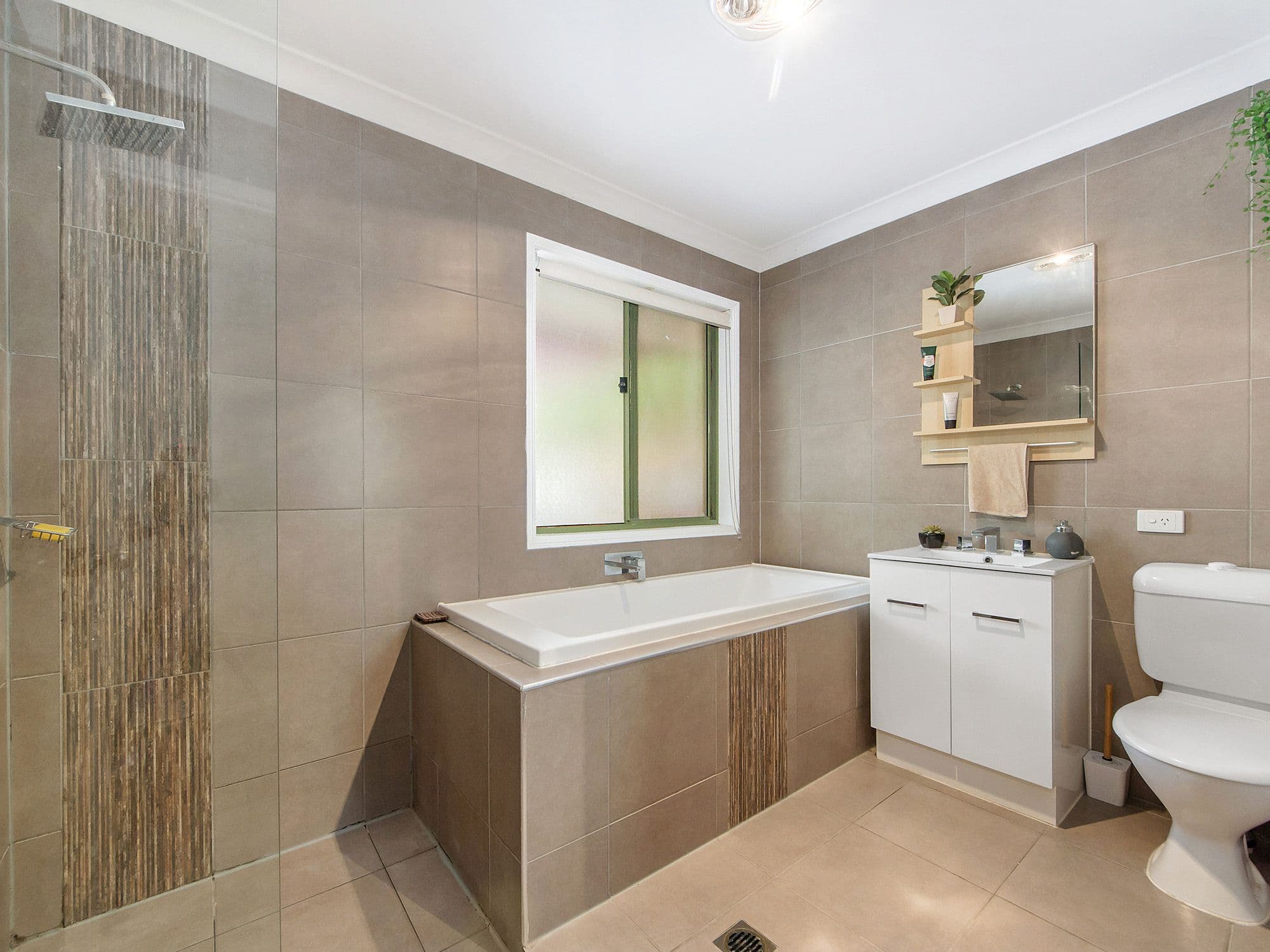 10 Mcnamara Court, Oxenford QLD 4210, Oxenford - Thumbnail 7