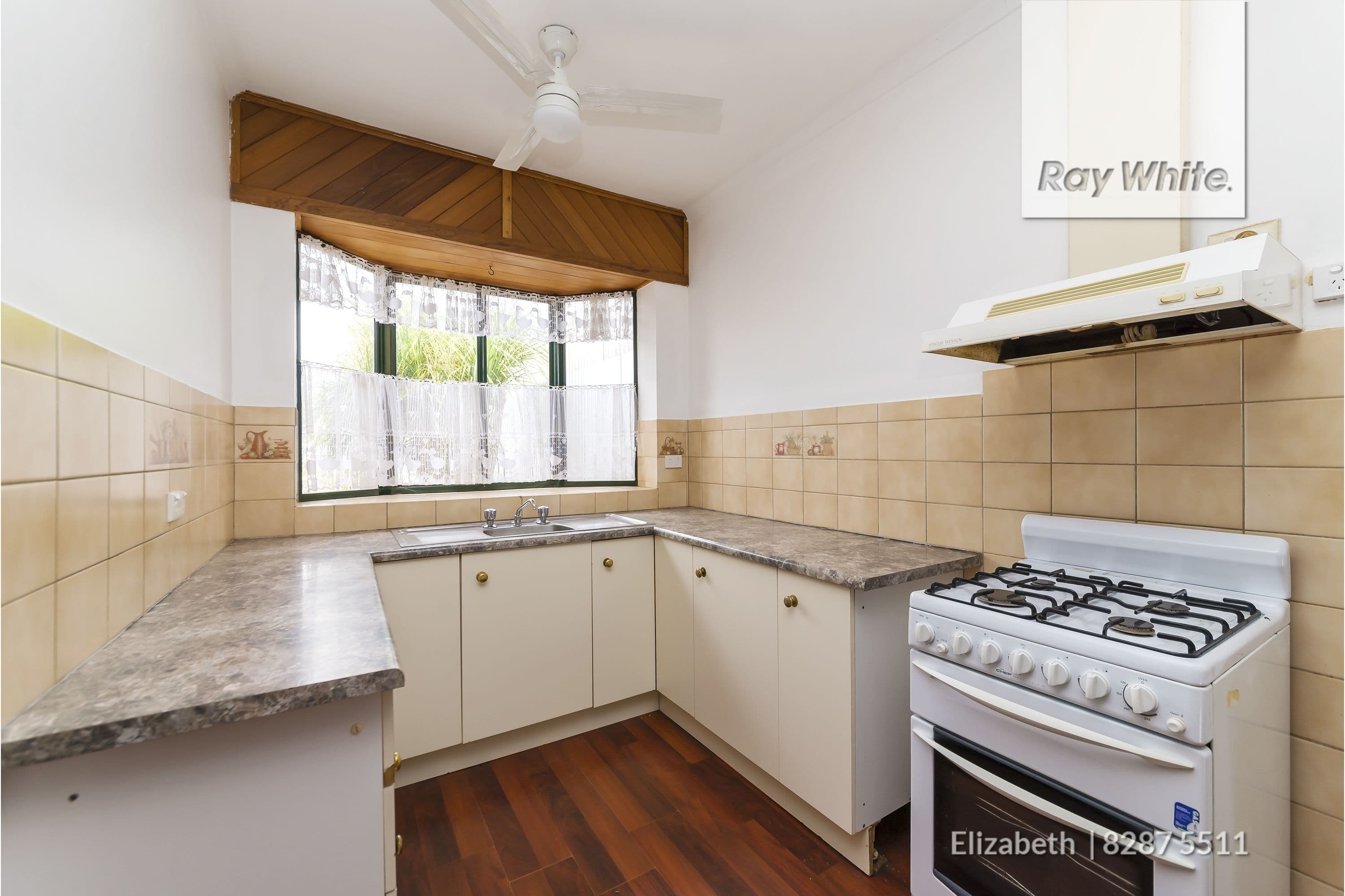 14
                Winckel
                Court
            
            
            
            cable beach
            
            
            WA,
            6726, Cable Beach - Thumbnail 7