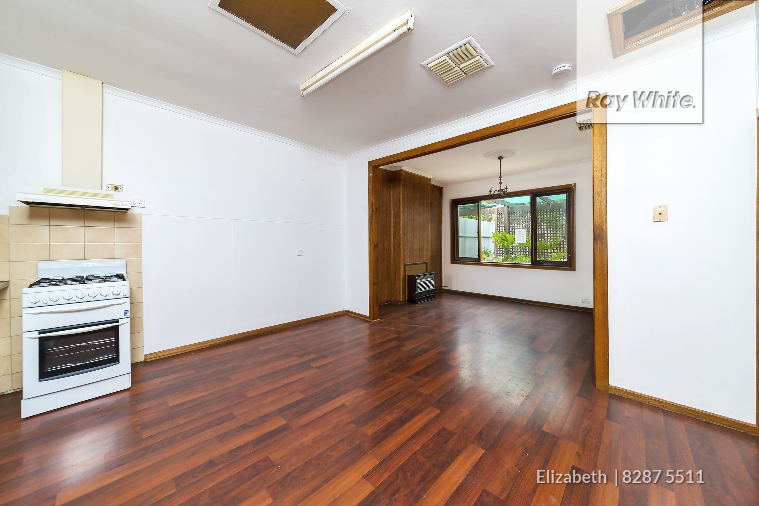14
                Winckel
                Court
            
            
            
            cable beach
            
            
            WA,
            6726, Cable Beach - Thumbnail 8