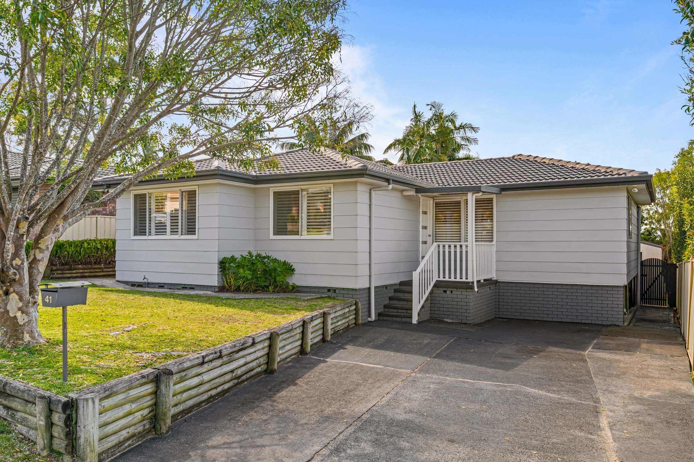41 Gladys Avenue, Berkeley Vale NSW 2261, Berkeley Vale - Image 1