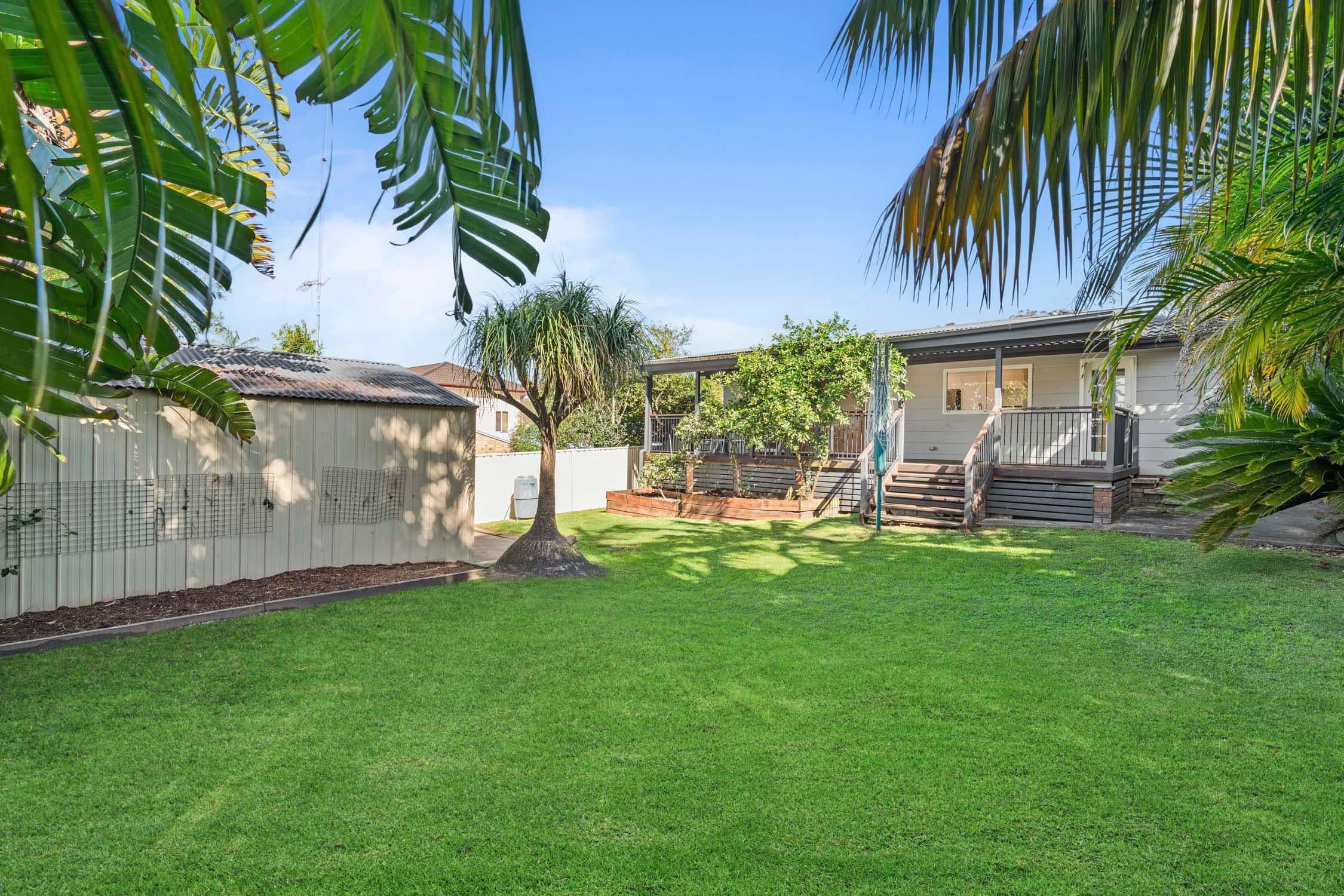 41 Gladys Avenue, Berkeley Vale NSW 2261, Berkeley Vale - Thumbnail 8