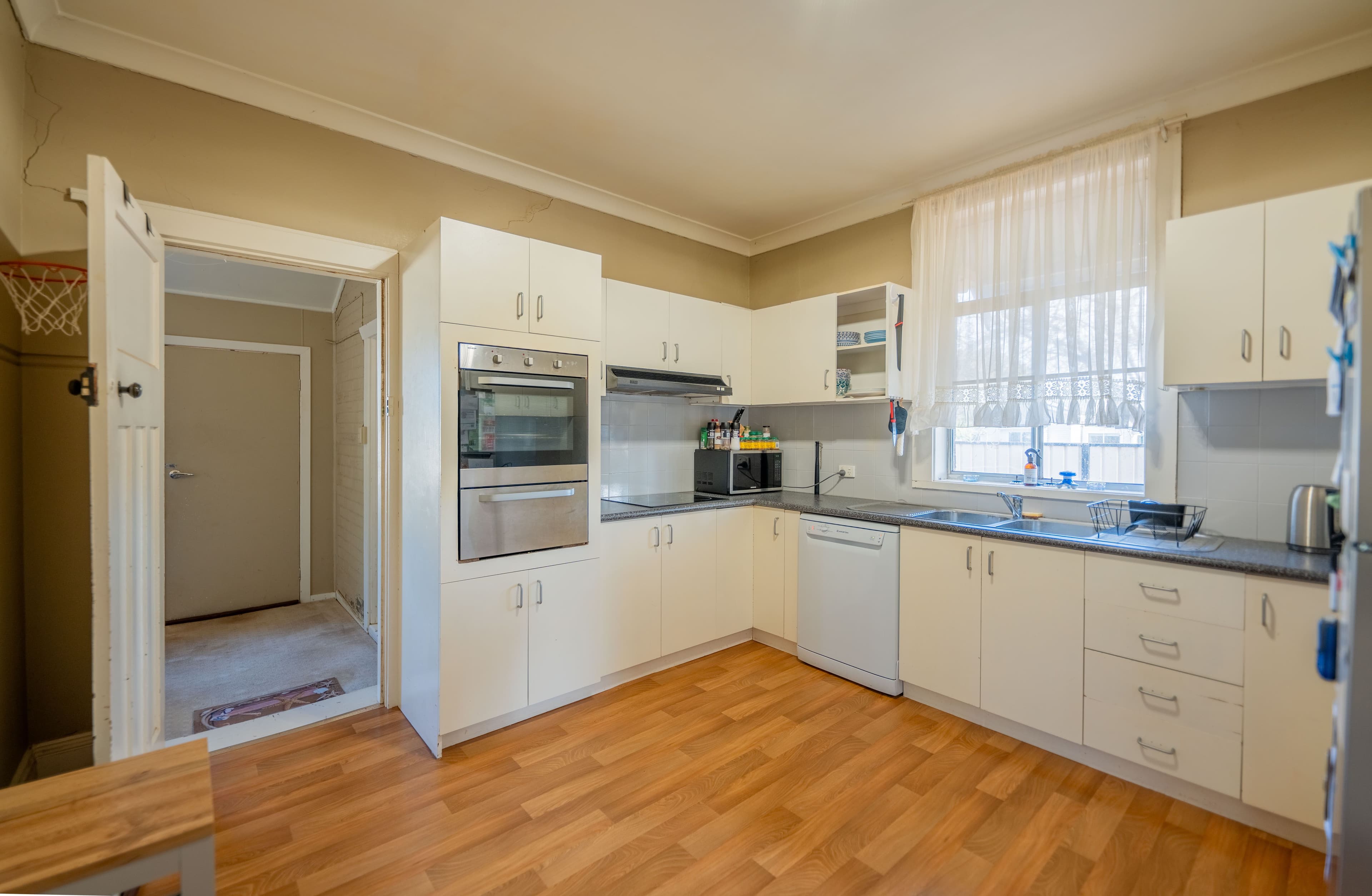 12 Welcome Street, West Wyalong NSW 2671, West Wyalong - Thumbnail 5