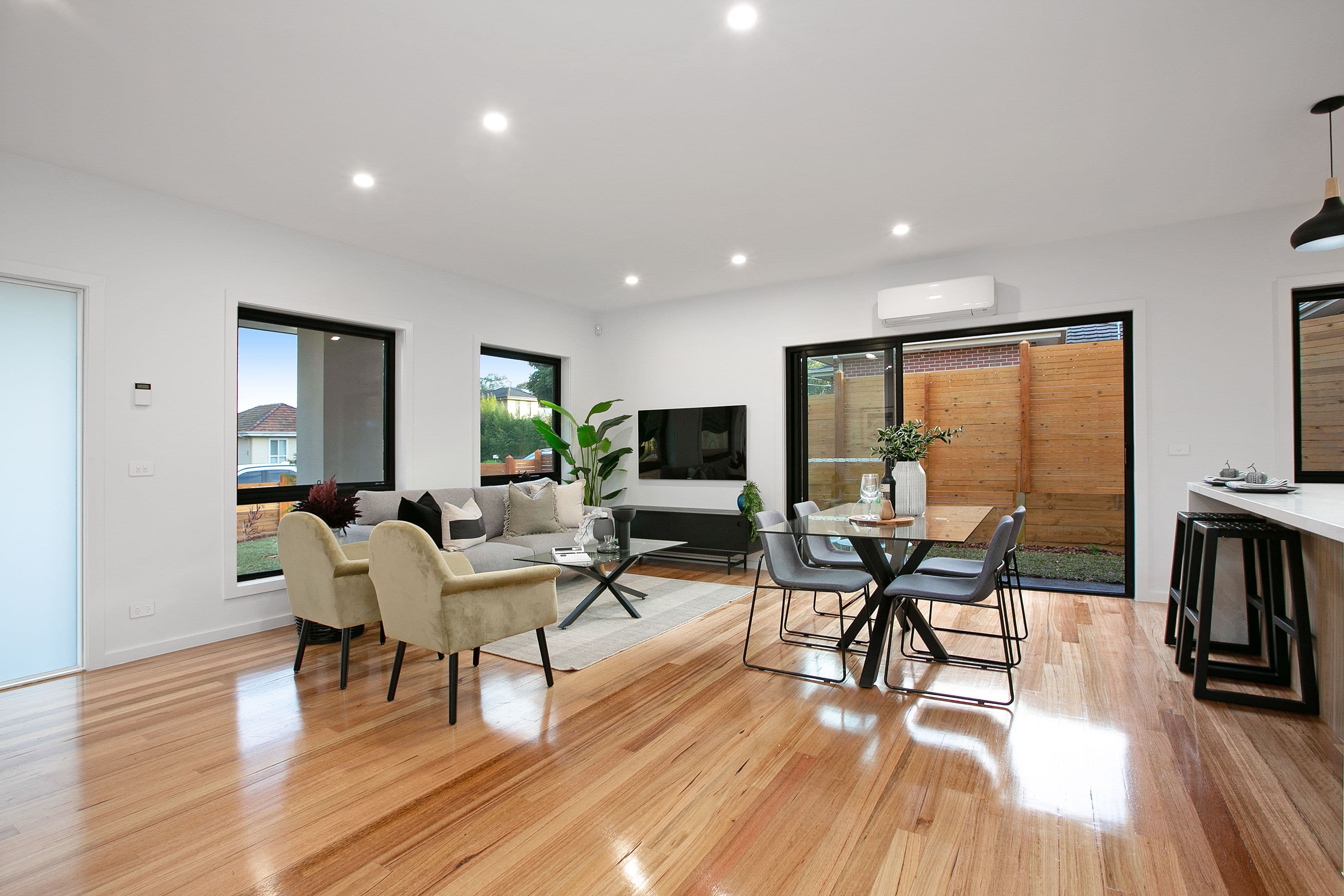 44 Chaleyer Street, Reservoir VIC 3073, Reservoir - Thumbnail 4