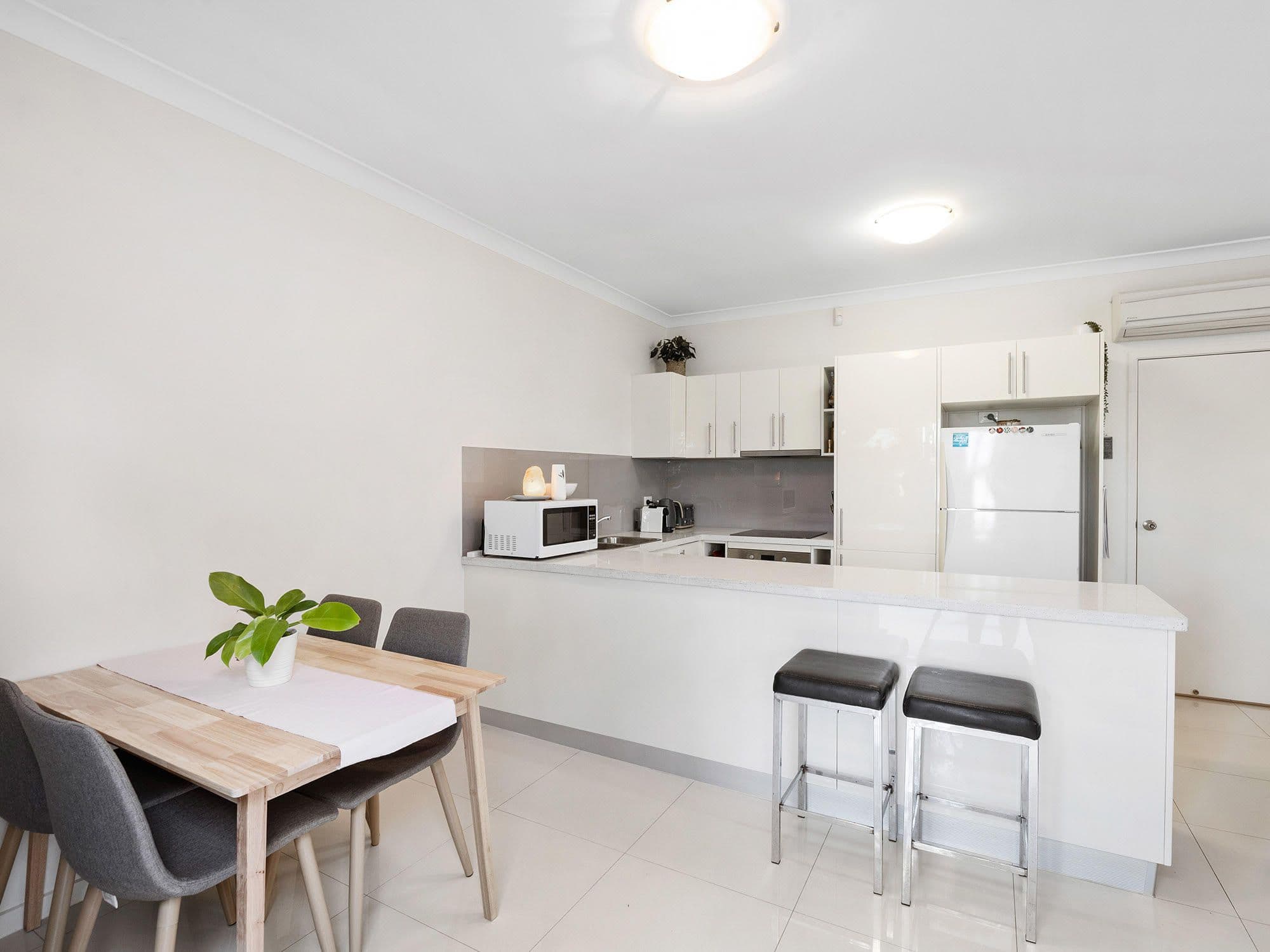 34 Osterley Road, Carina Heights QLD 4152, Carina Heights - Thumbnail 3