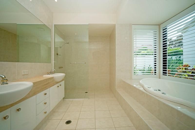 3188 Riverleigh Drive, HOPE ISLAND QLD 4212, Hope Island - Thumbnail 7