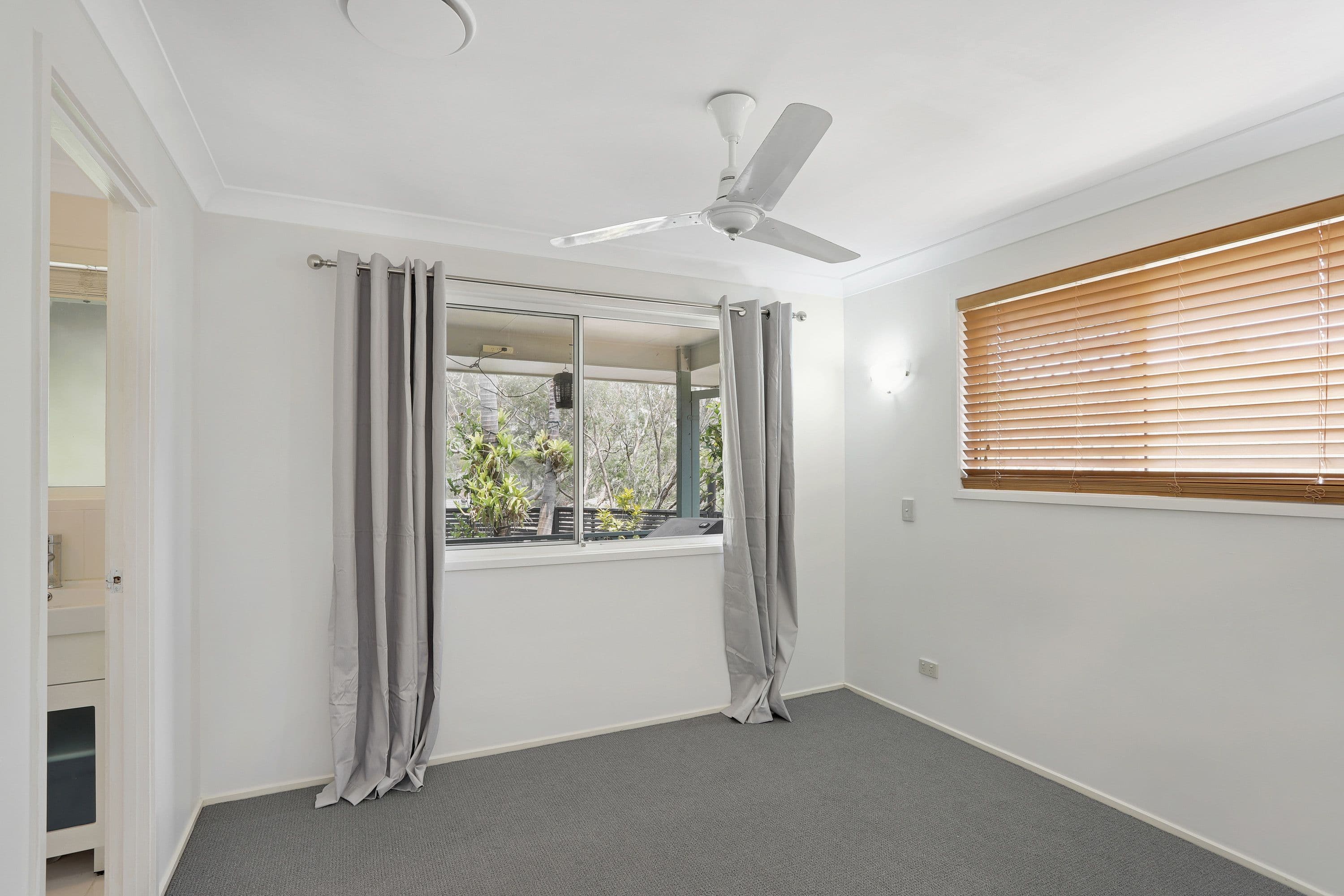 22 Dawnann Court, Carrara QLD 4211, Carrara - Thumbnail 7