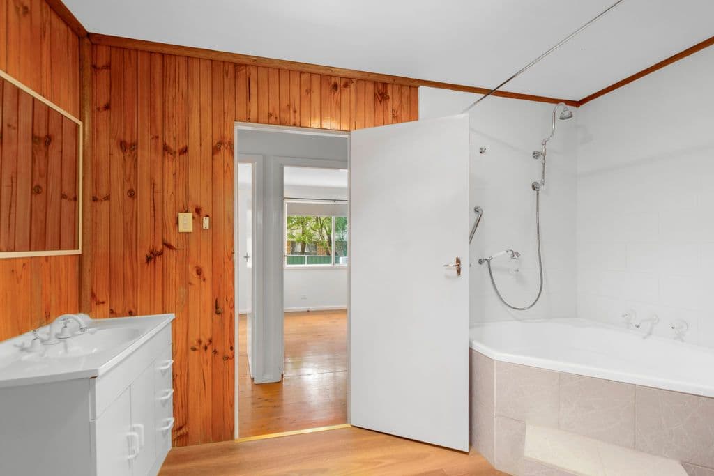 28 Laura Street, Hill Top - Thumbnail 5