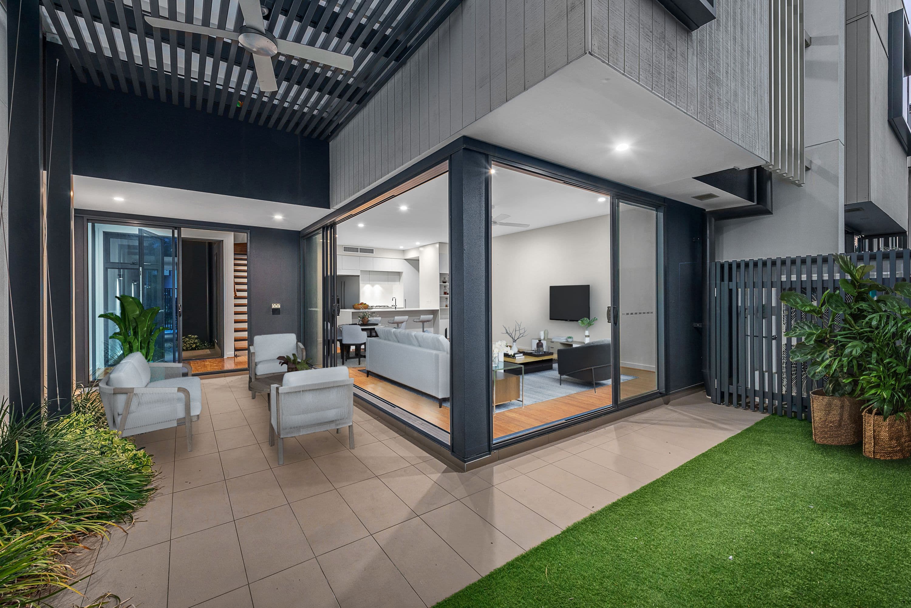 12 Parkside Circuit, Hamilton QLD 4007, Hamilton - Thumbnail 3