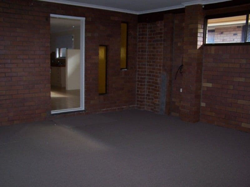 REDLAND BAY QLD 4165, Redland Bay - Thumbnail 2