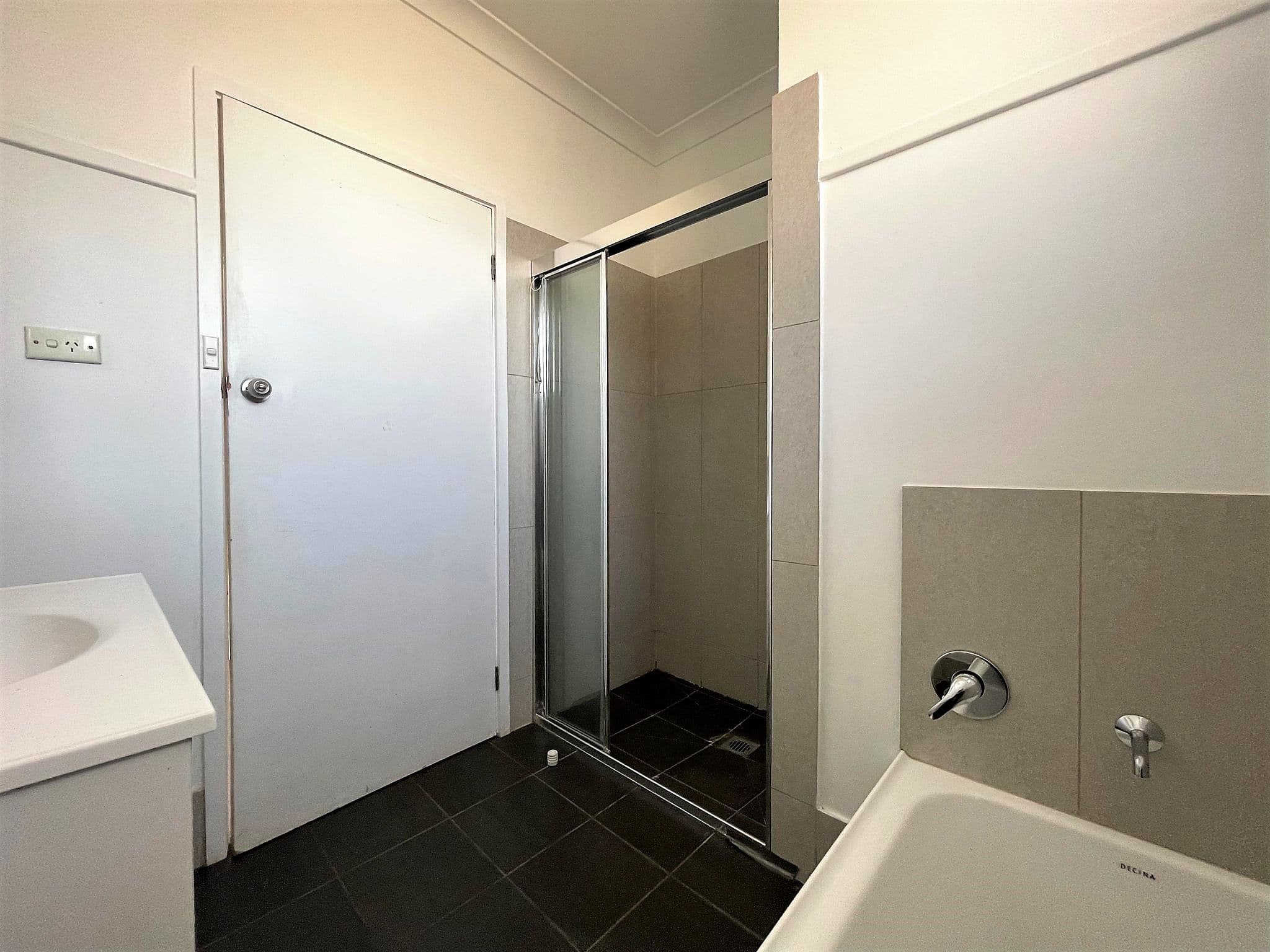 35 Groongal Avenue, Griffith NSW 2680, Griffith - Thumbnail 3