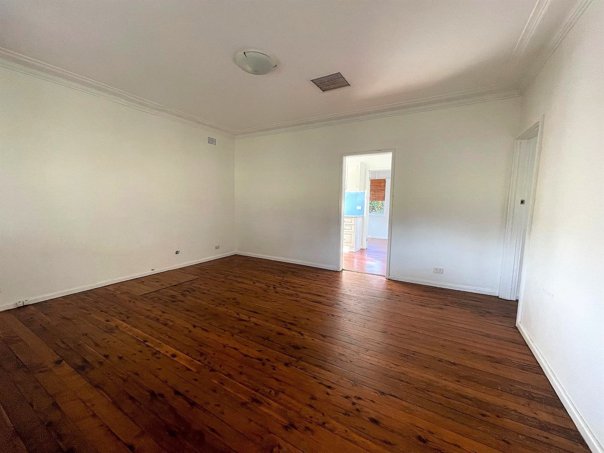 35 Groongal Avenue, Griffith NSW 2680, Griffith - Thumbnail 6