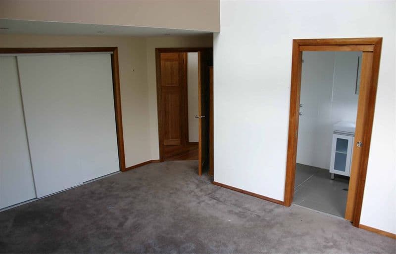17 Springfield Road, SPRINGFIELD NSW 2250, Springfield - Thumbnail 4