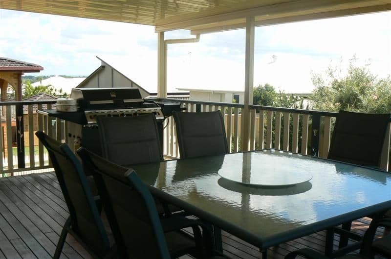 17 Christina Street, WELLINGTON POINT QLD 4160, Wellington Point - Thumbnail 3