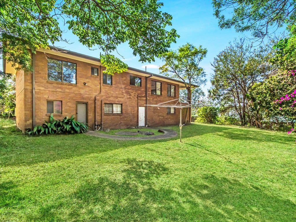 10 Warrambeen Place, Mudgeeraba QLD 4213, Mudgeeraba - Thumbnail 2