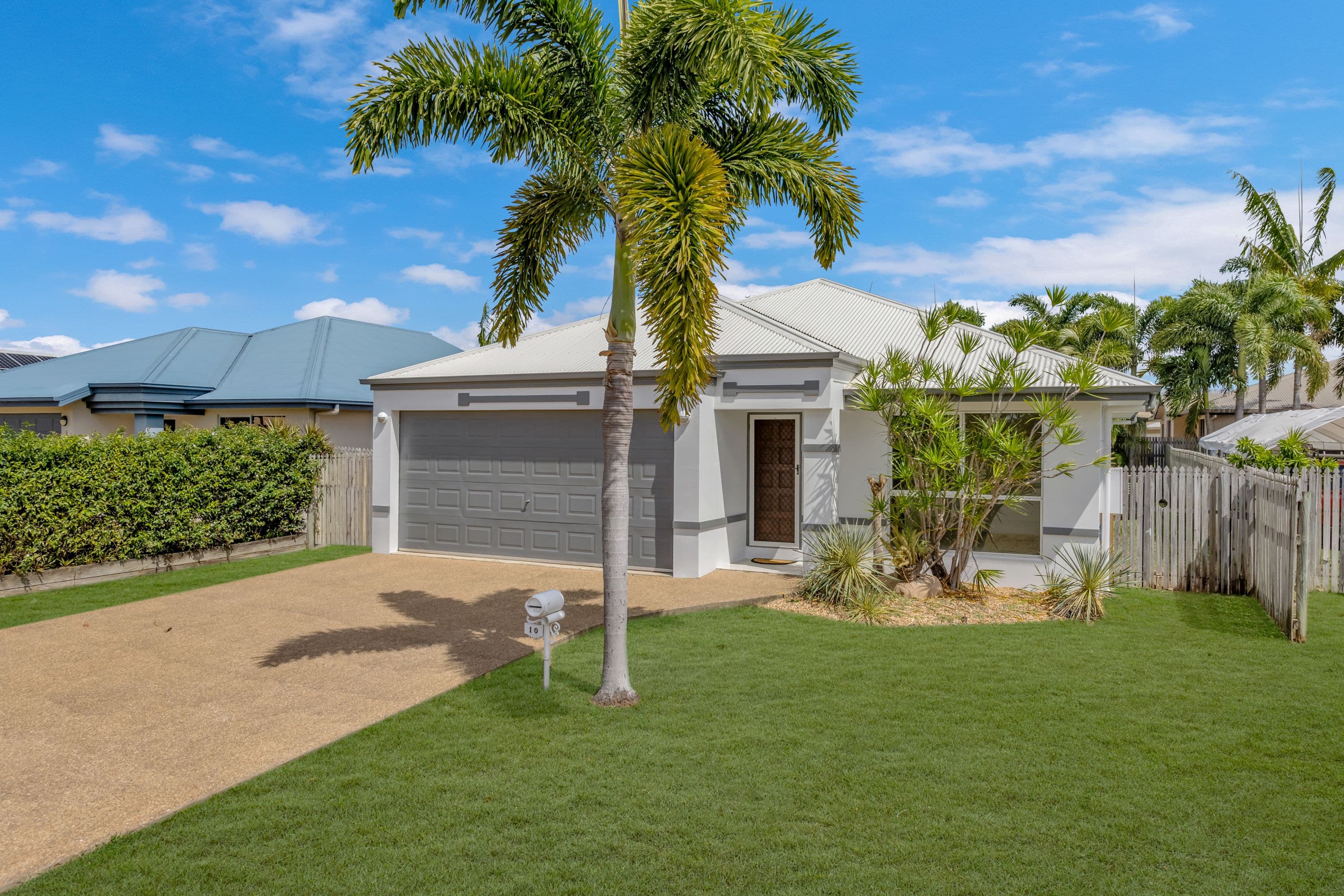 10 Spencer Avenue, Kirwan QLD 4817, Kirwan - Image 1