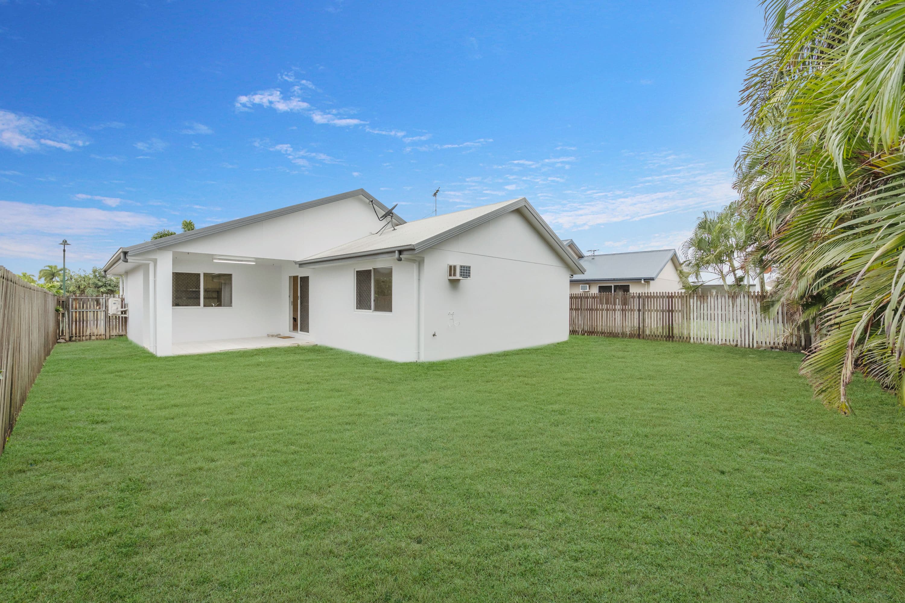 10 Spencer Avenue, Kirwan QLD 4817, Kirwan - Thumbnail 8