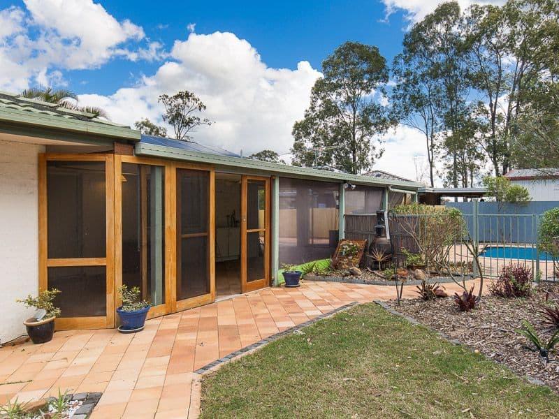 12 Camille Crescent, WYNNUM WEST QLD 4178, Wynnum West - Thumbnail 2