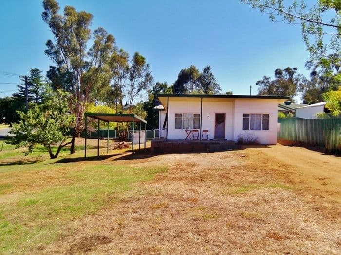 19 Melville Street, YOUNG NSW 2594, Young - Thumbnail 4
