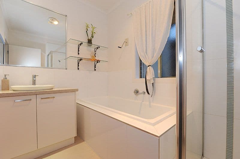 6 Treerise Boulevard, FERNTREE GULLY VIC 3156, Ferntree Gully - Thumbnail 6
