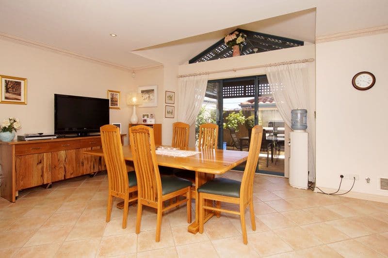 77 Latrobe Street, YOKINE WA 6060, Yokine - Thumbnail 4
