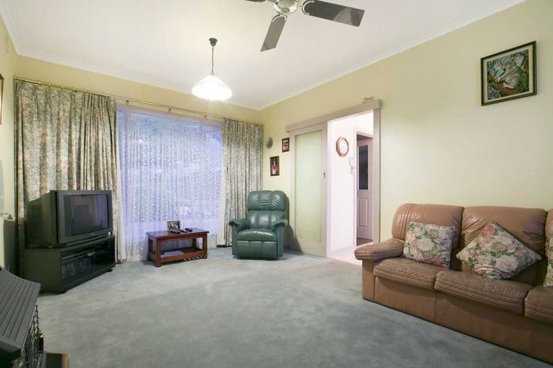 16 Gwender Terrace, PARA HILLS SA 5096, Para Hills - Thumbnail 2
