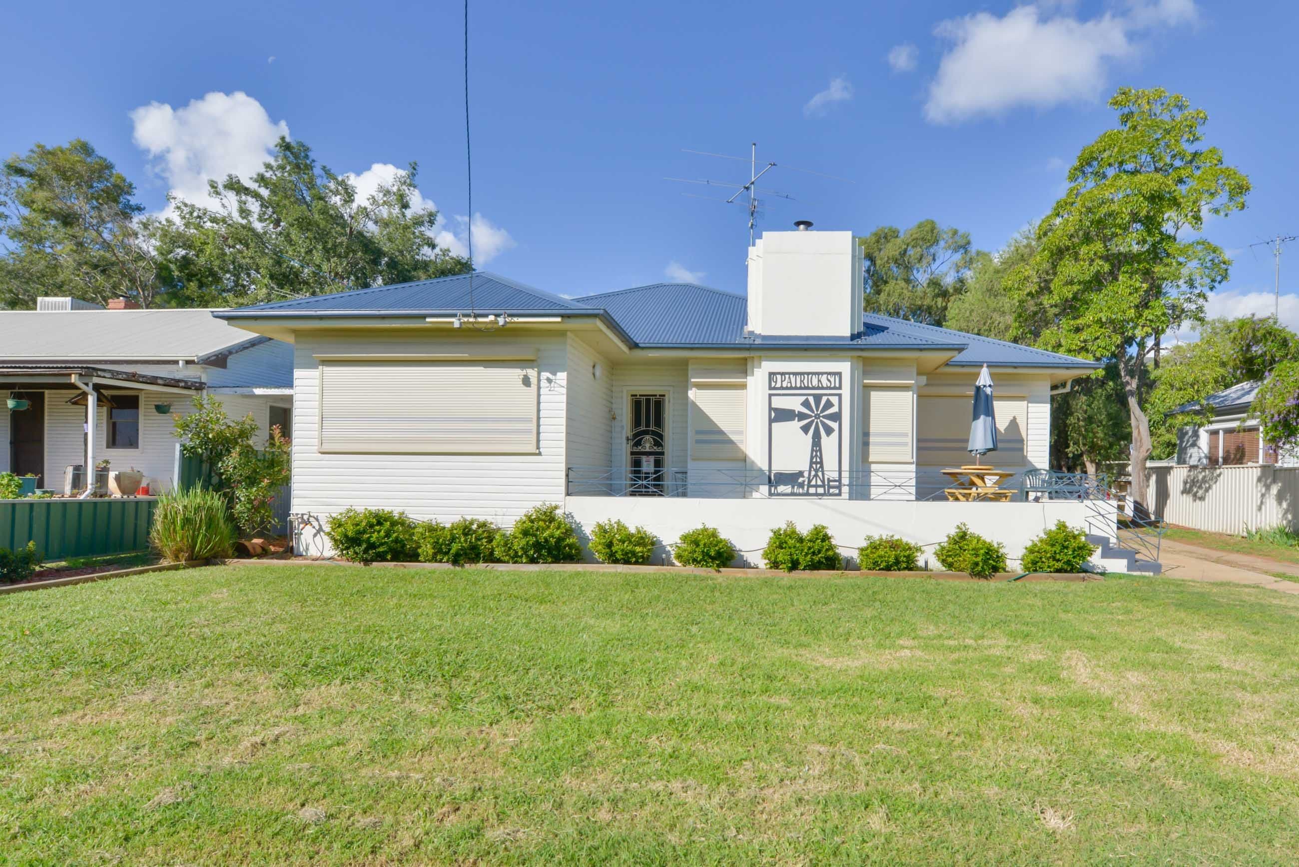 9 Patrick Street, Tamworth NSW 2340, Tamworth - Thumbnail 2
