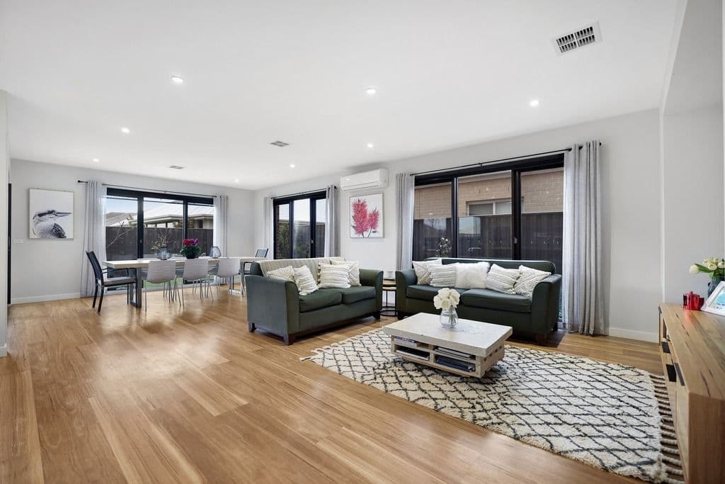 19 Perry Road, Werribee VIC 3030, Werribee - Thumbnail 4