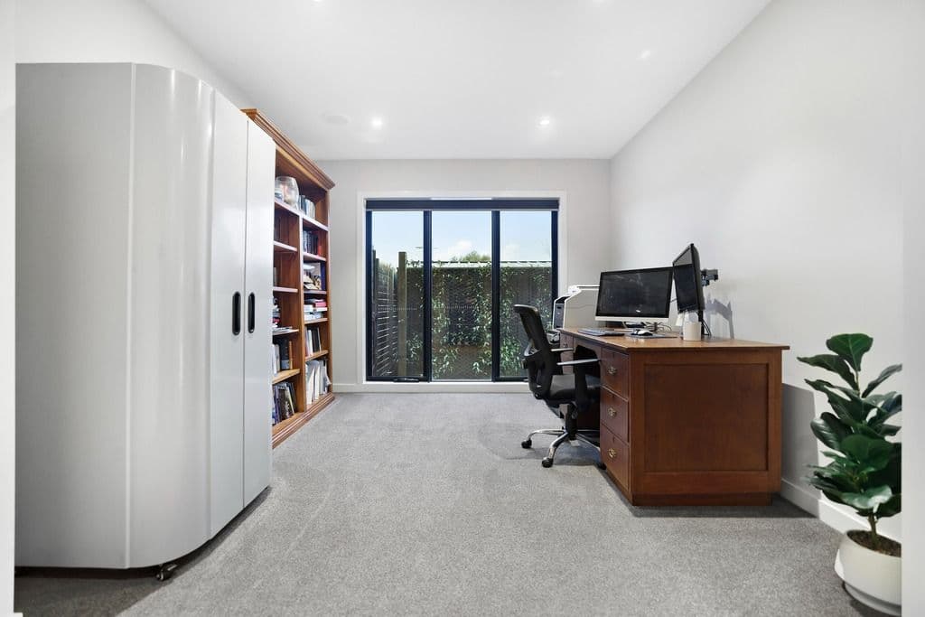 19 Perry Road, Werribee VIC 3030, Werribee - Thumbnail 6