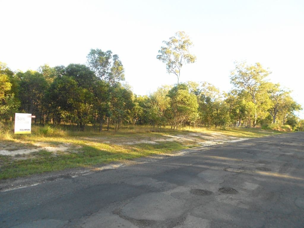28 Palm Beach Road, COONARR QLD 4670, Coonarr - Thumbnail 6