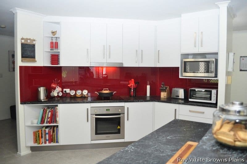 52 Federation Drive, Hillcrest QLD 4118, Hillcrest - Thumbnail 2