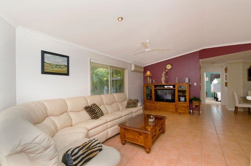 13 Marilyn Court, CURRUMBIN WATERS QLD 4223, Currumbin Waters - Thumbnail 8