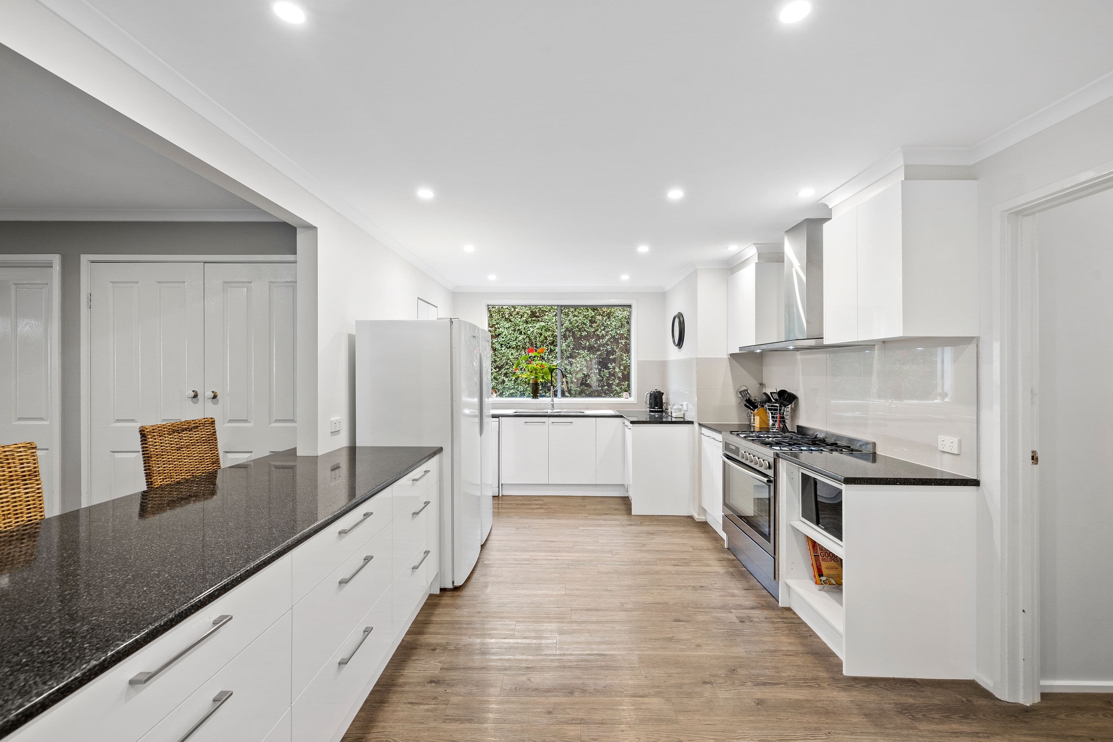 43 Denver Crescent, Rowville VIC 3178, Rowville - Thumbnail 4