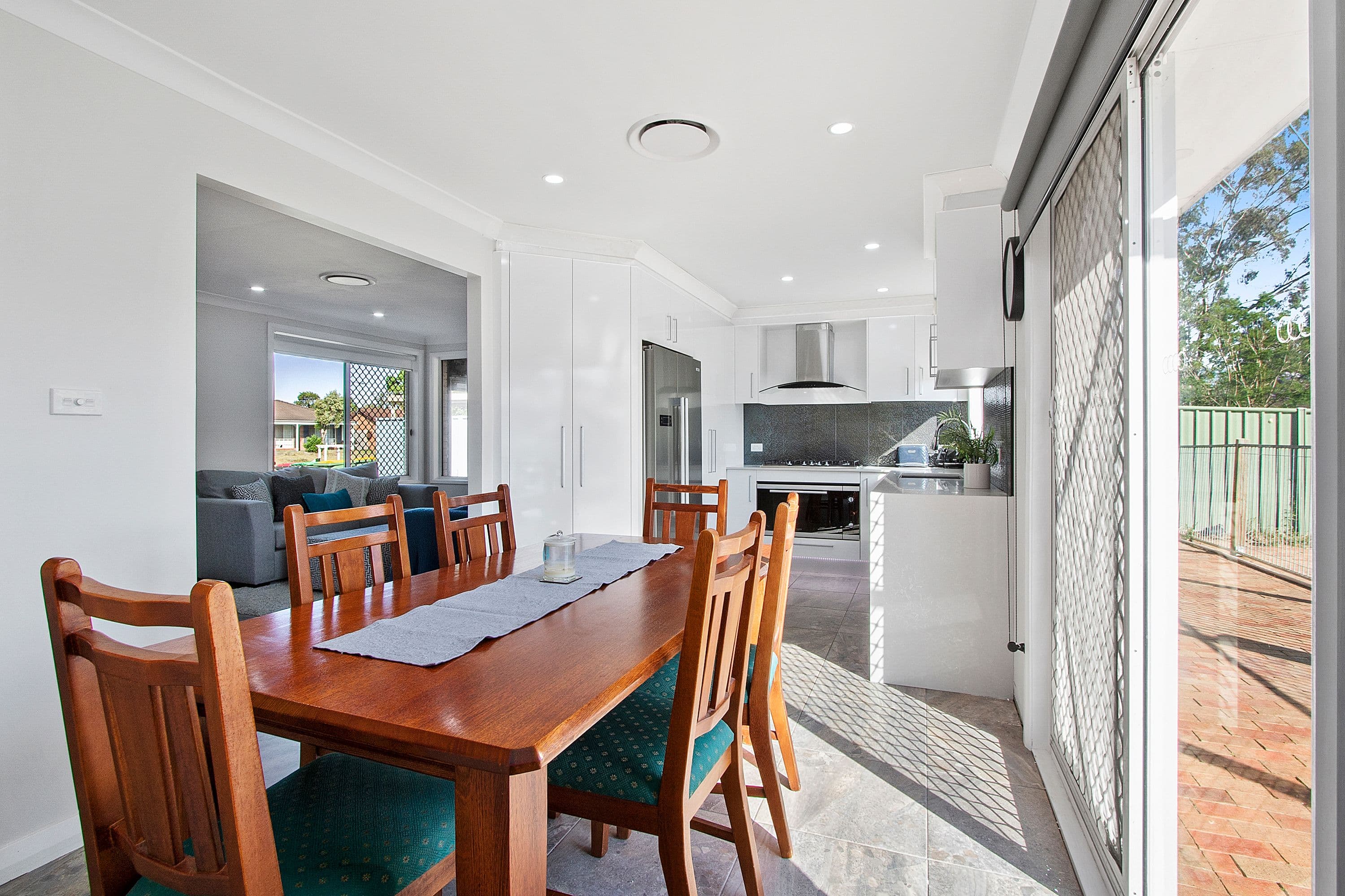 34 Harpur Crescent, South Windsor - Thumbnail 3