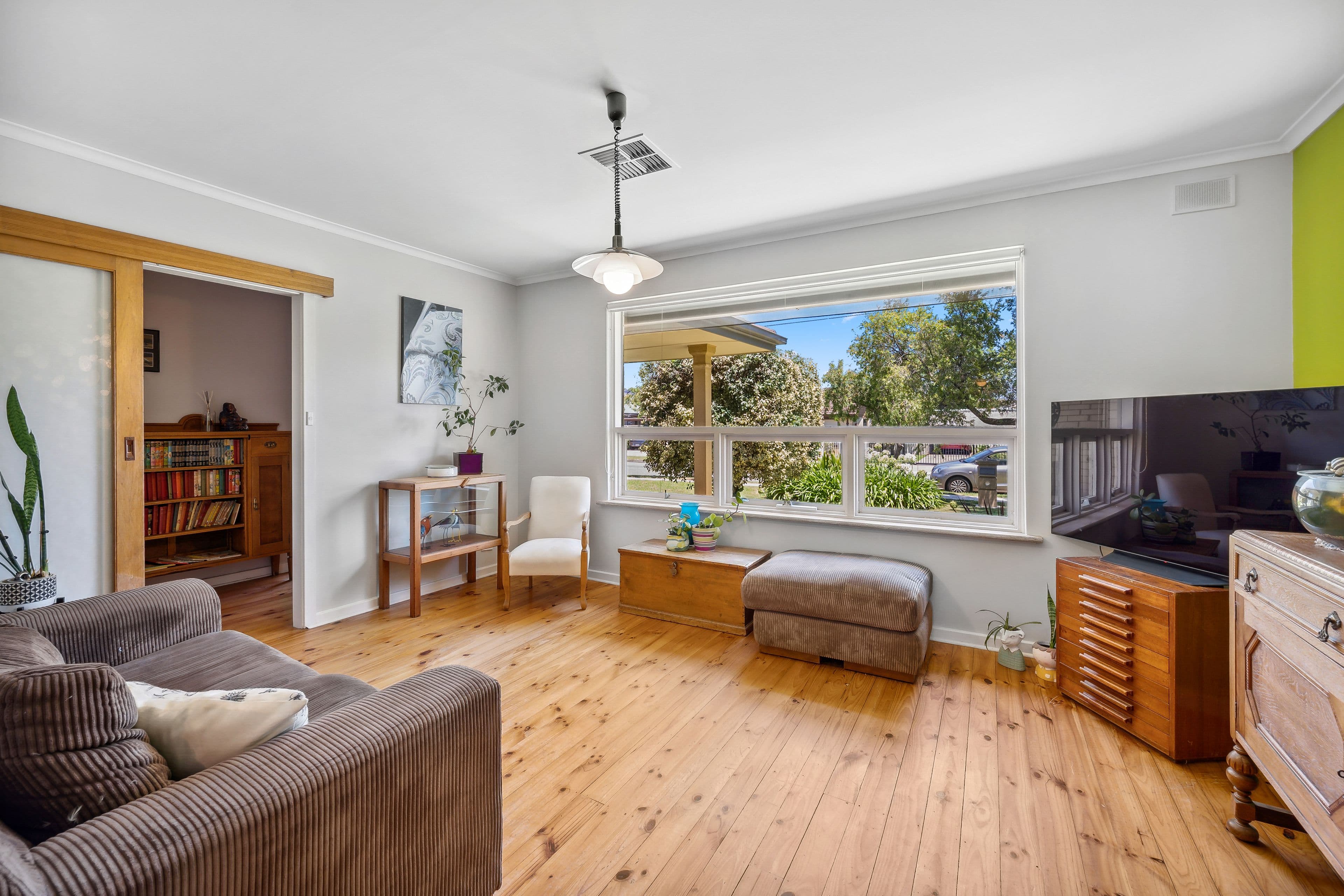 11 Douglas Street, Marion SA 5043, Marion - Thumbnail 2