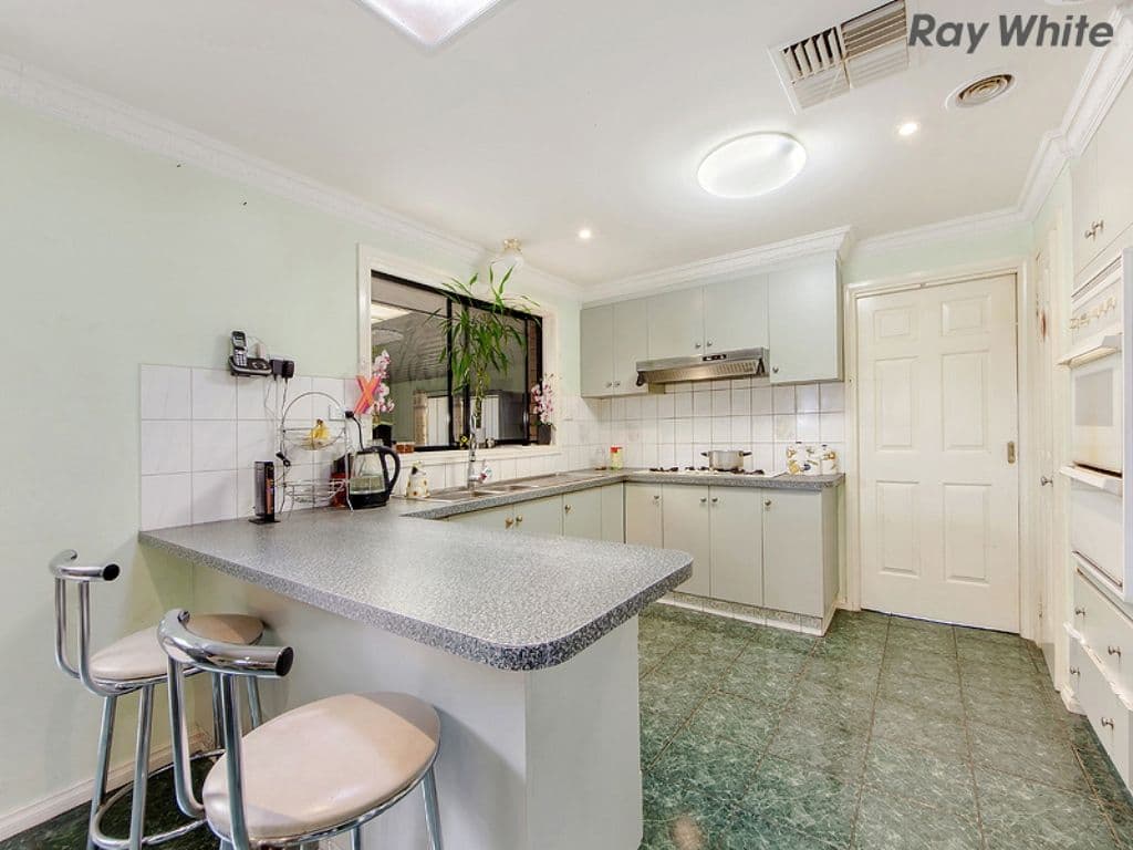 18 Gunyah Mews, St Albans VIC 3021, St Albans - Thumbnail 3