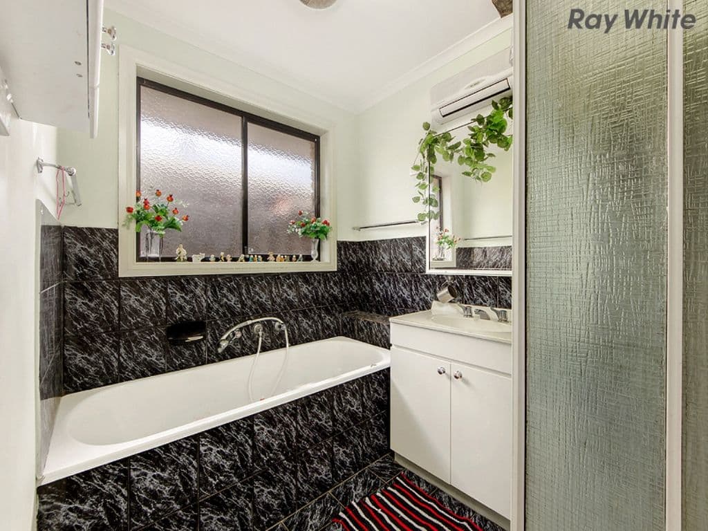 18 Gunyah Mews, St Albans VIC 3021, St Albans - Thumbnail 5