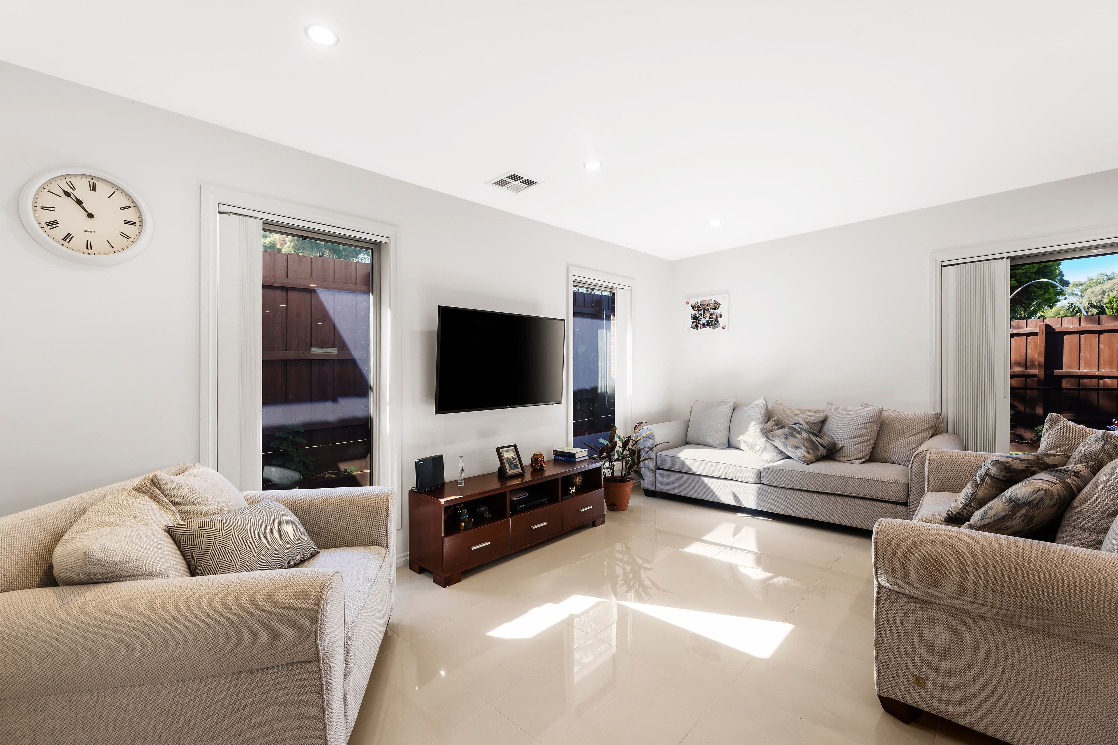 2 Linsley Way, Wantirna VIC 3152, Wantirna - Thumbnail 3
