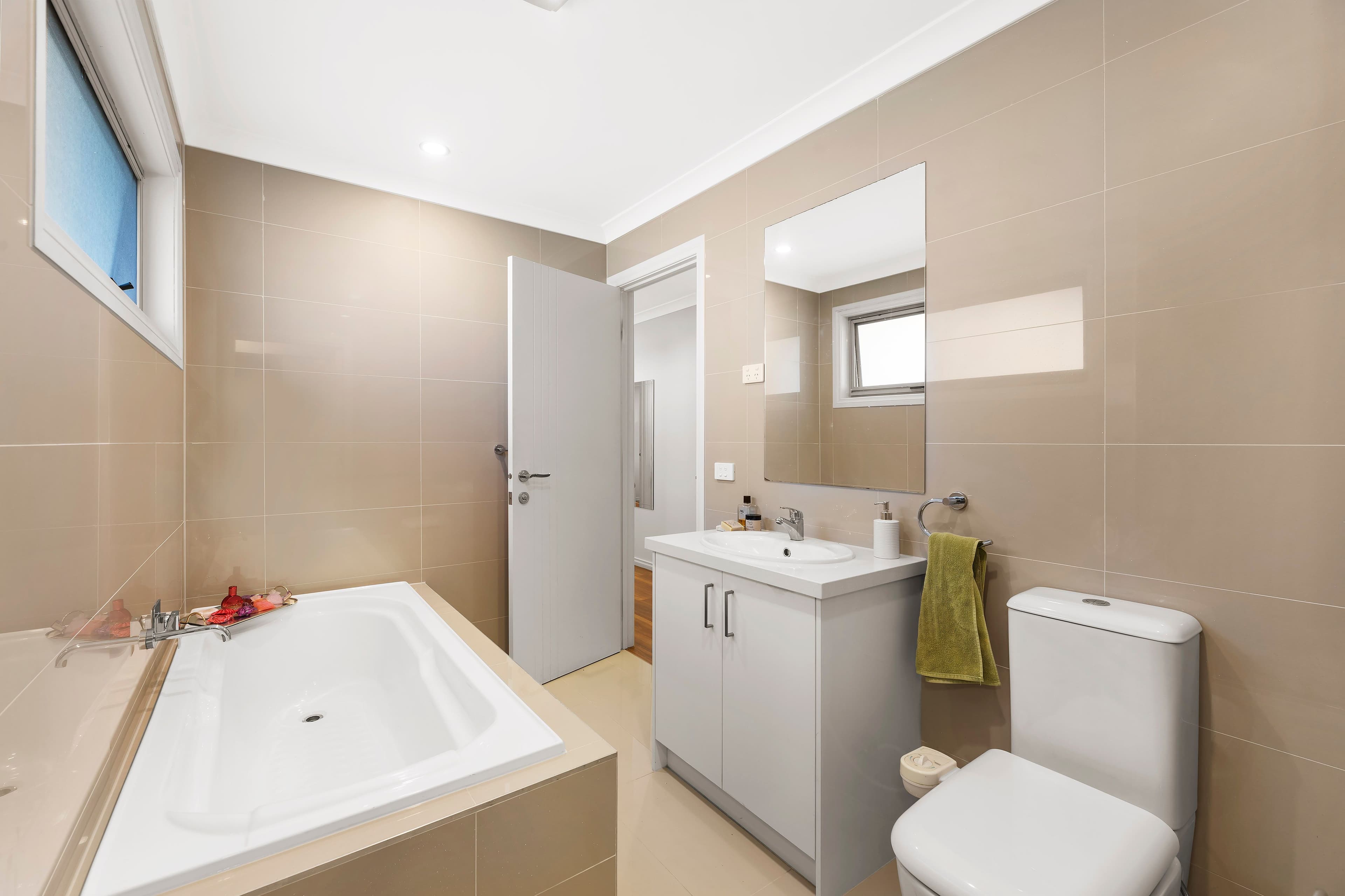2 Linsley Way, Wantirna VIC 3152, Wantirna - Thumbnail 7