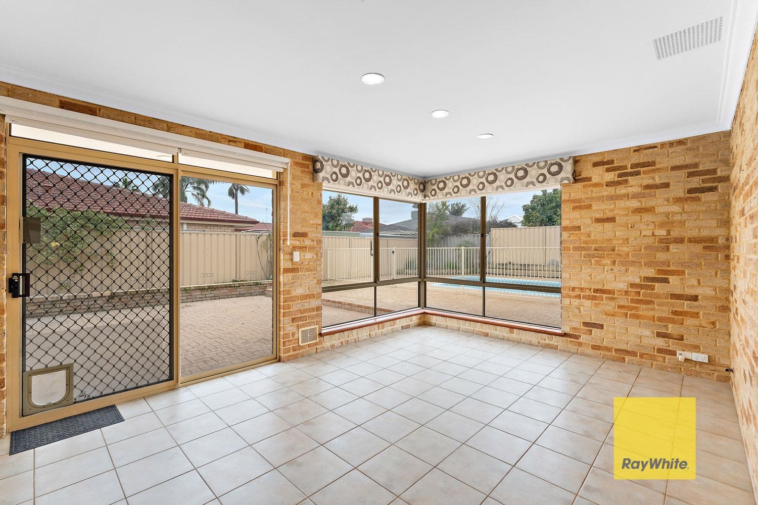 15 Liata Court, Thornlie WA 6108, Thornlie - Thumbnail 6