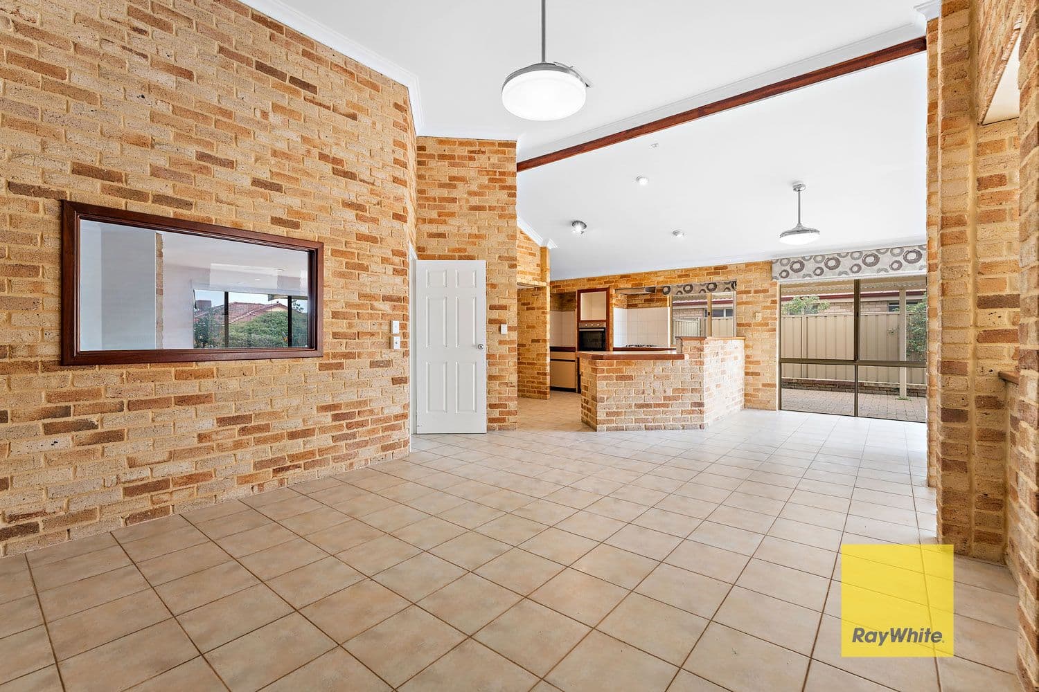 15 Liata Court, Thornlie WA 6108, Thornlie - Thumbnail 7