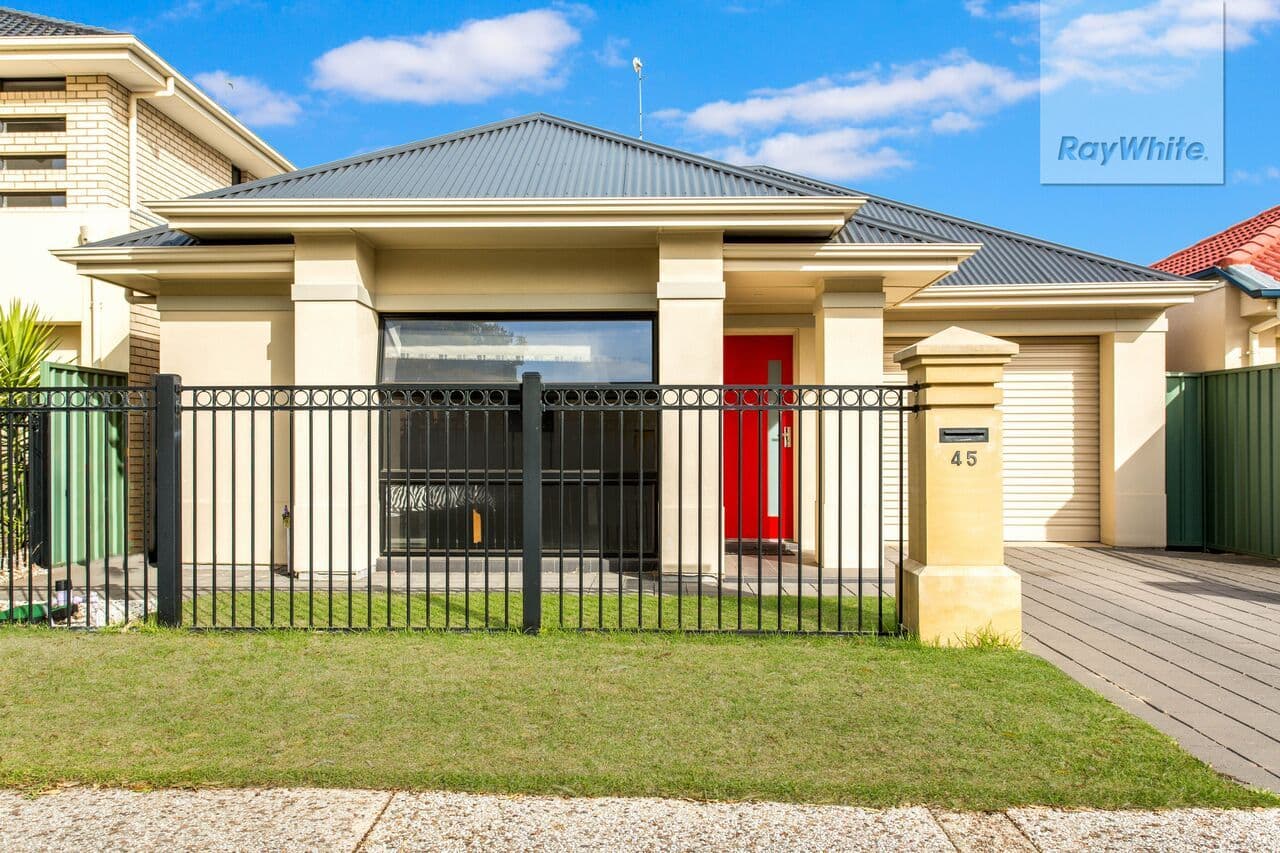 35 Shoalhaven Street, Werribee VIC 3030, Werribee - Image 1