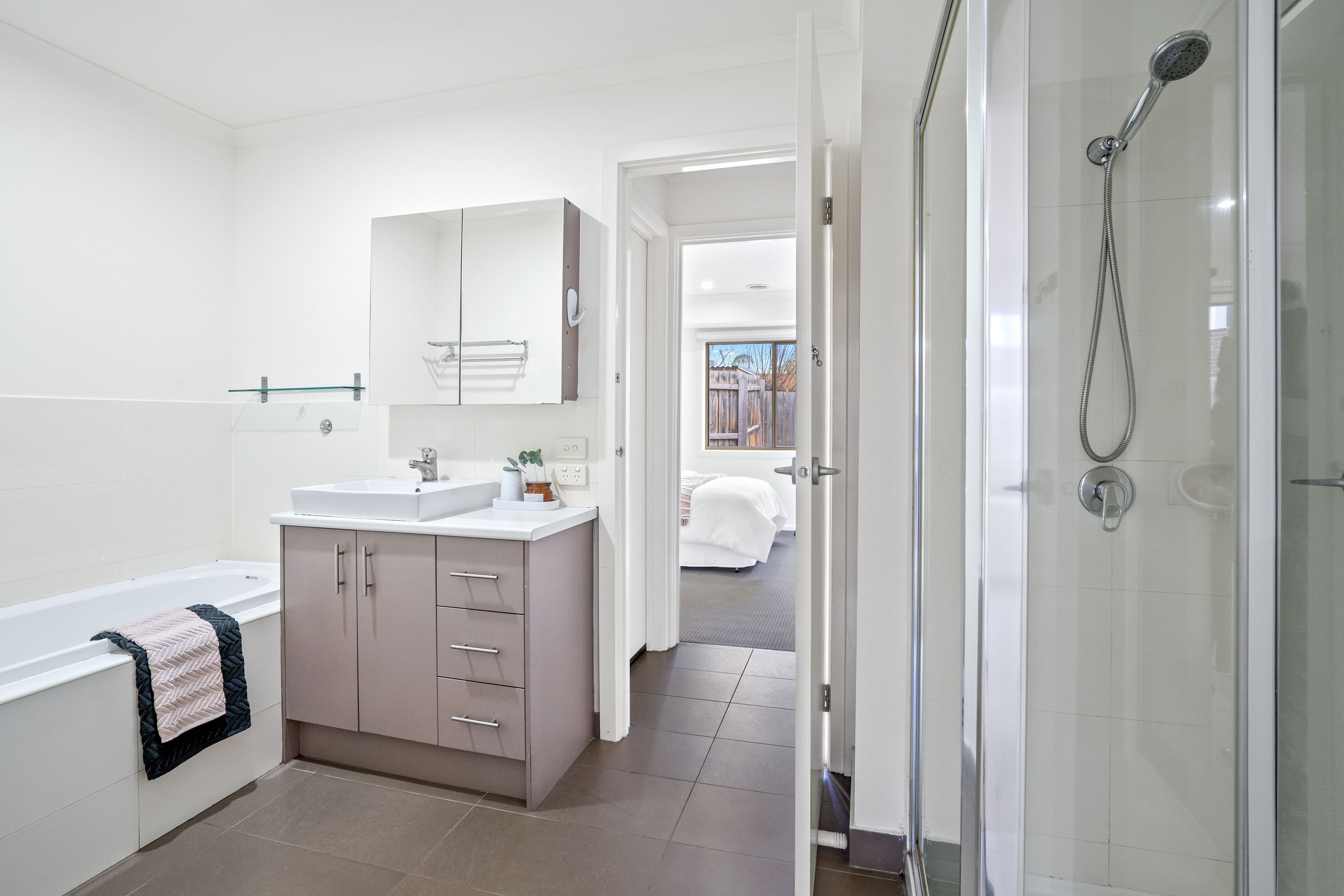 9 Bent Street, Bundoora VIC 3083, Bundoora - Thumbnail 8