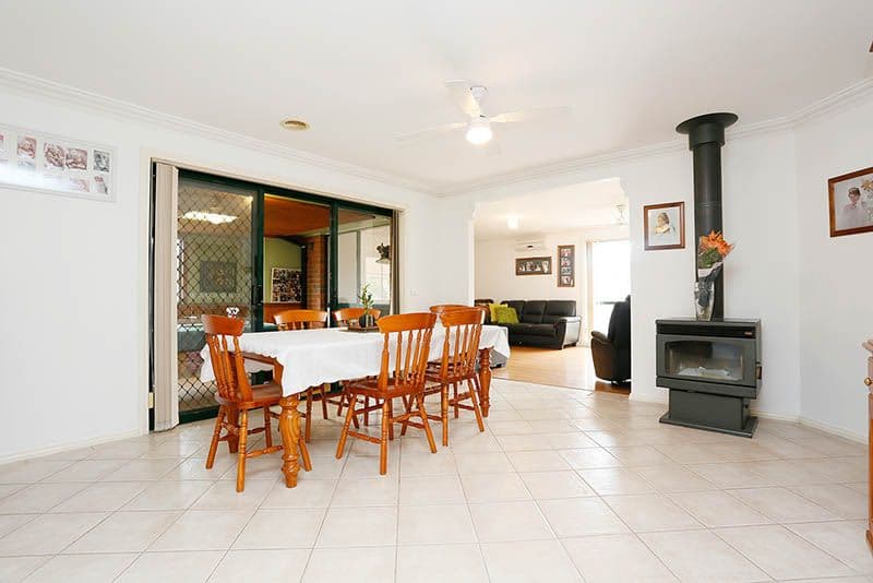 8 Loretta Close, Lara VIC 3212, Lara - Thumbnail 5