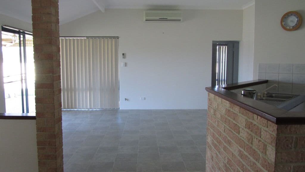88 Bellimos Drive, WANDINA WA 6530, Wandina - Thumbnail 5