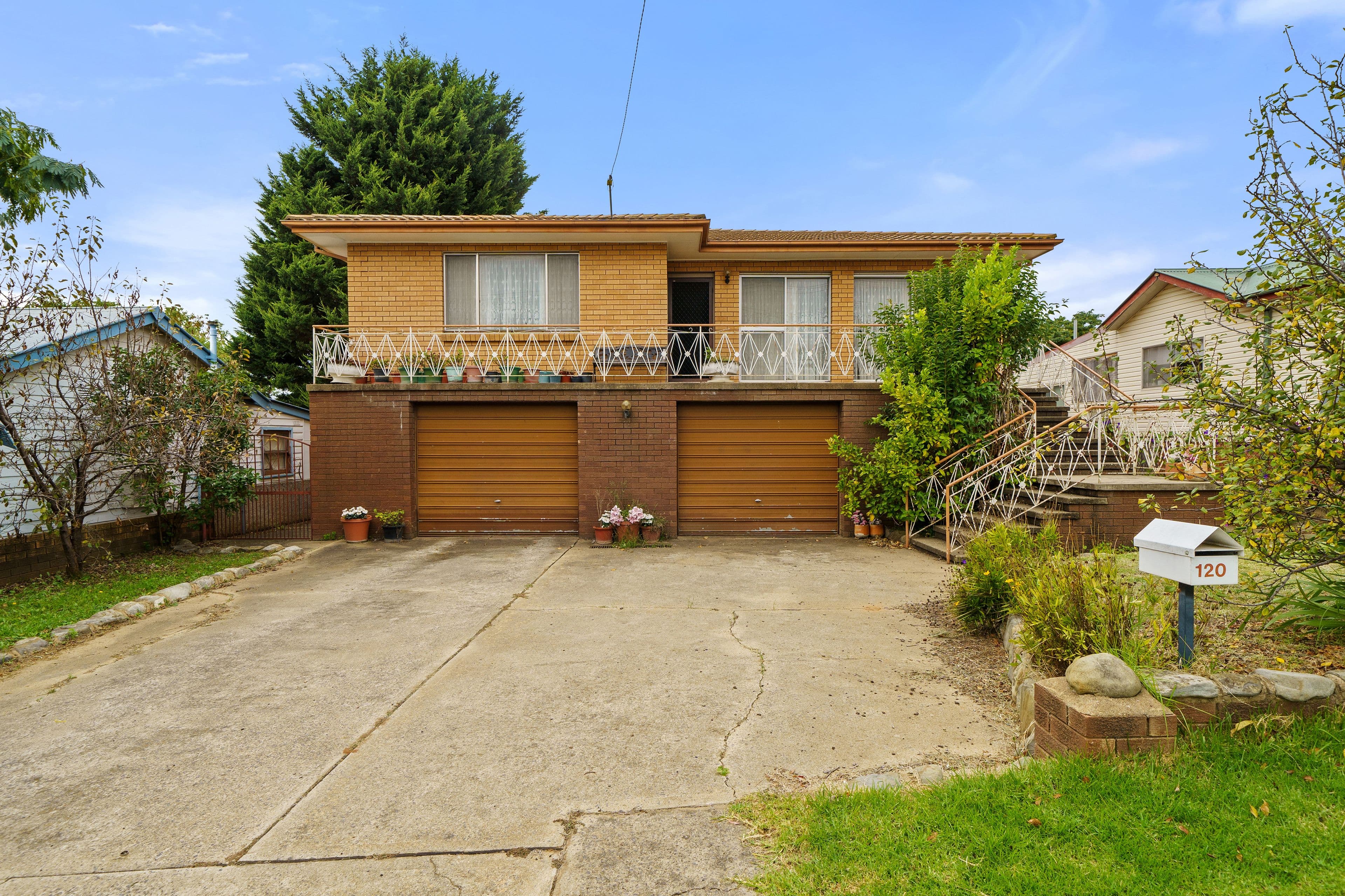 120 Ross Road, Queanbeyan NSW 2620, Queanbeyan - Image 1