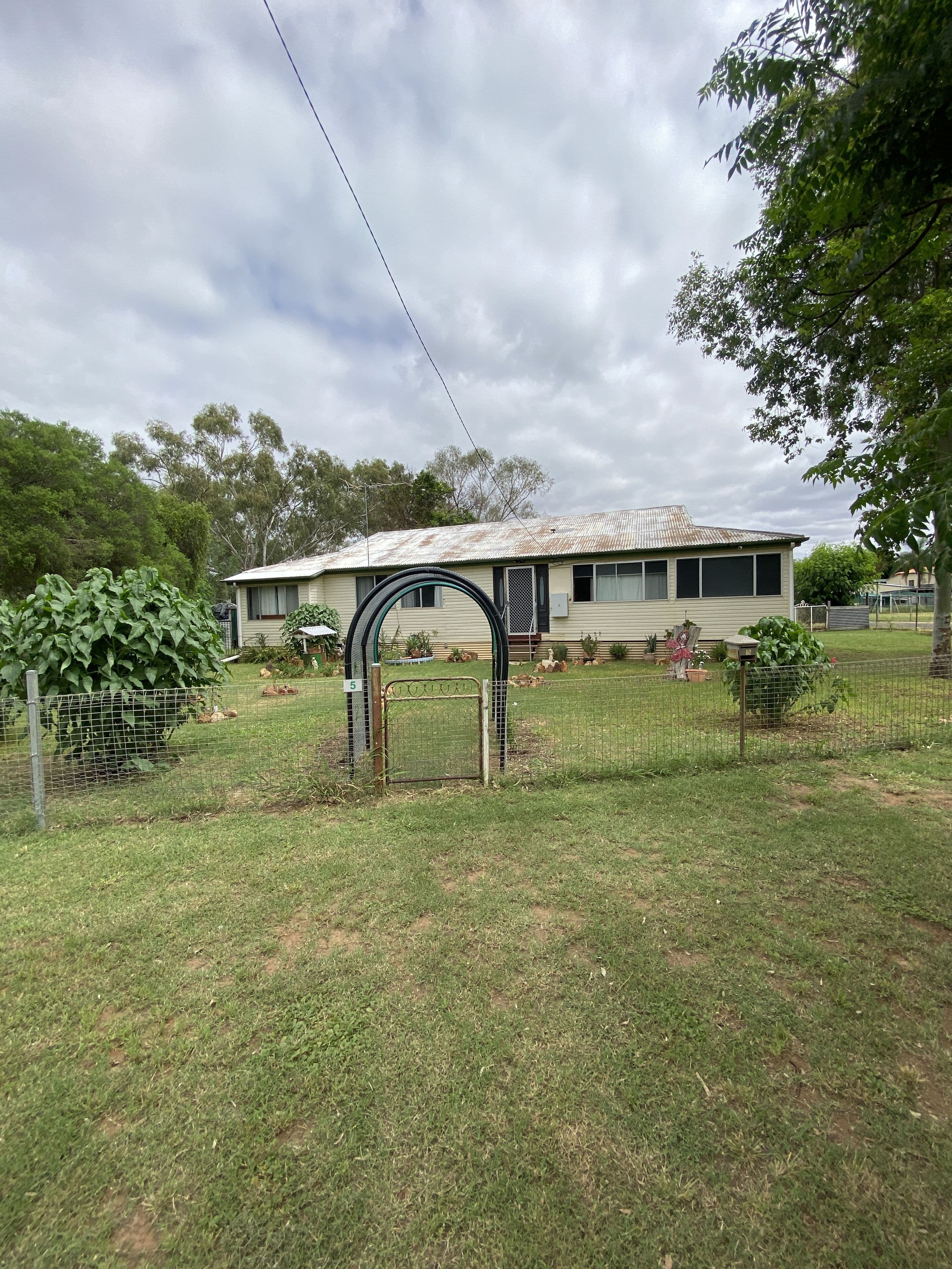 5 Carter Street, Charleville QLD 4470, Charleville - Thumbnail 2